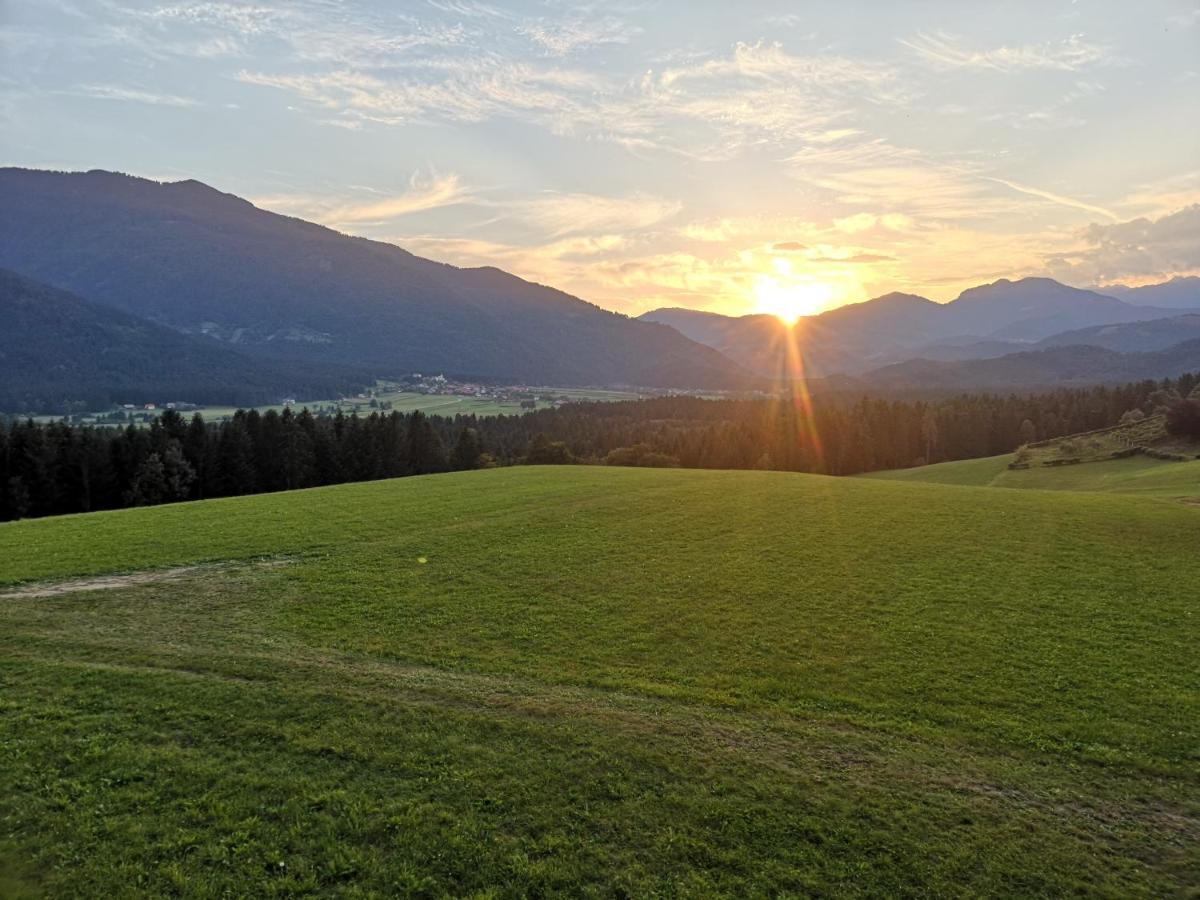 Apartment With Mountain View And Rivers Close By Smartno ob Dreti Exteriör bild